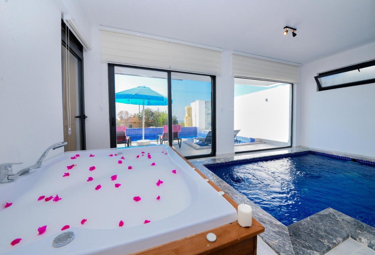Tar - 2 Bedroom Holiday Villa in Kalkan Kaş Exteriör bild